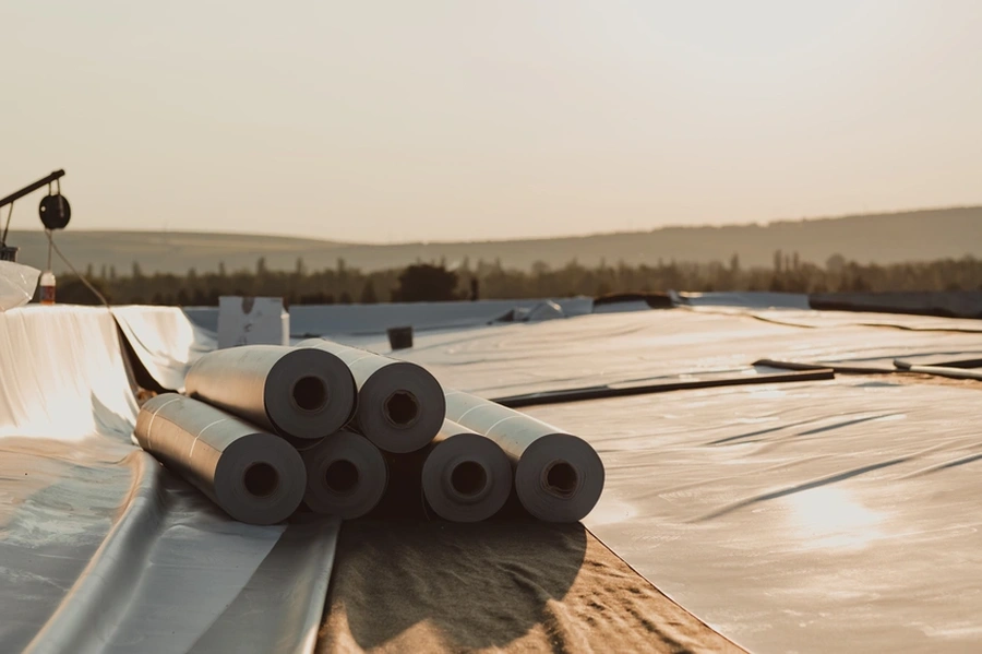 Signs It May Be Time To Upgrade To A Tpo Roofing System in Hayward, CA